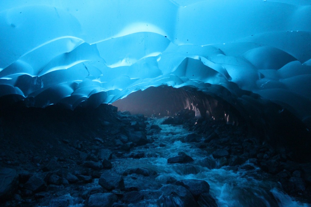 Les grottes de glace de Mendenhall Alaska