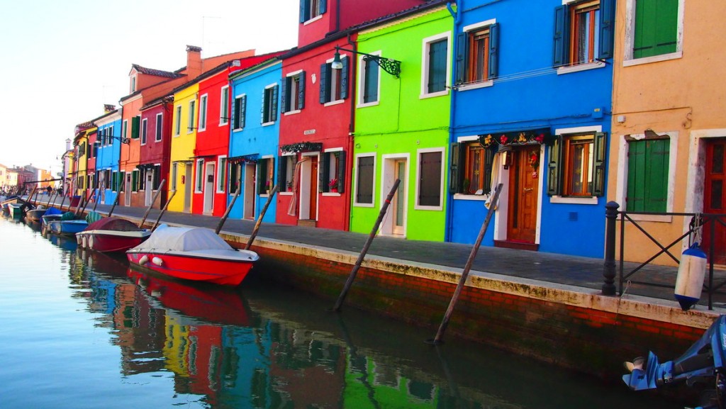 burano village coloré italie